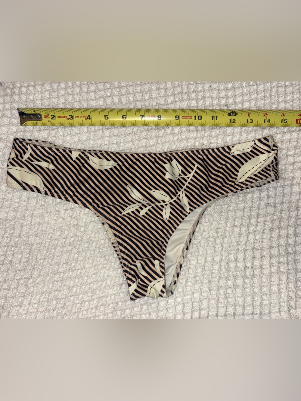 Women’s Low Rise Cheeky Bikini Bottoms